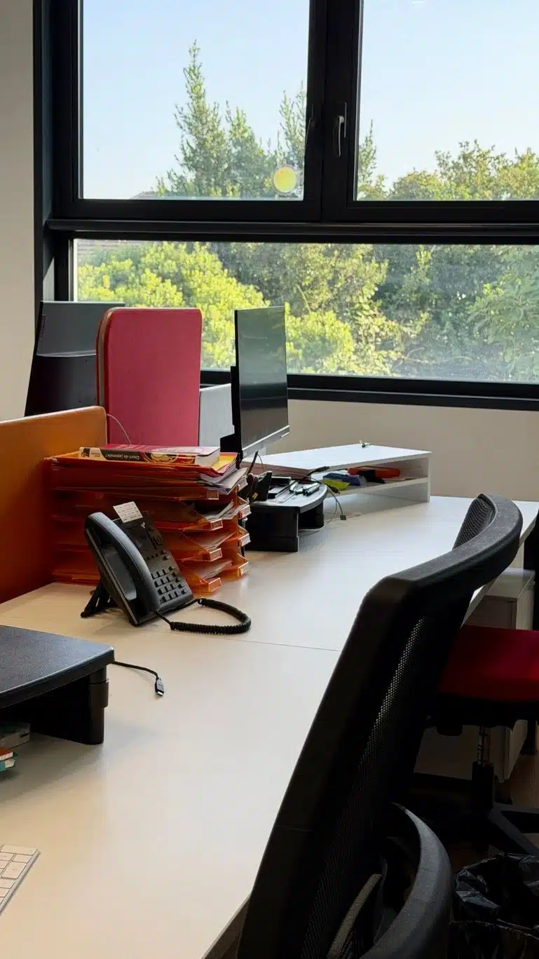Bureaux de 3 à 6 personnes vertical