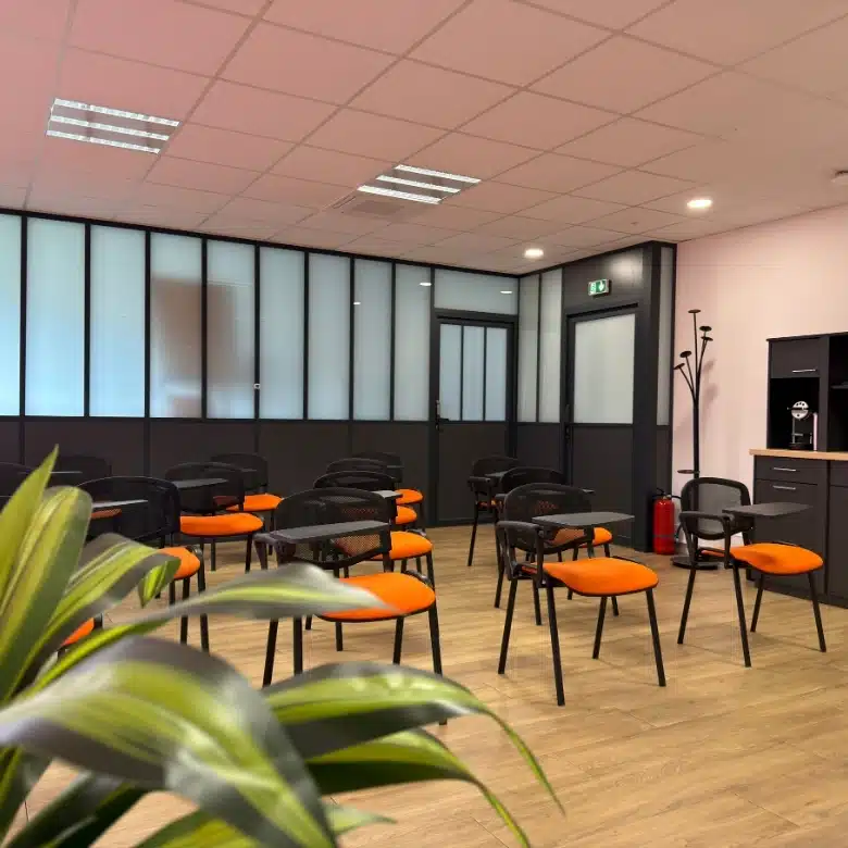 Salle de formation carré