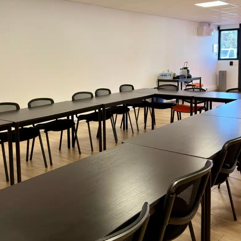Salle réunion 2 carrée