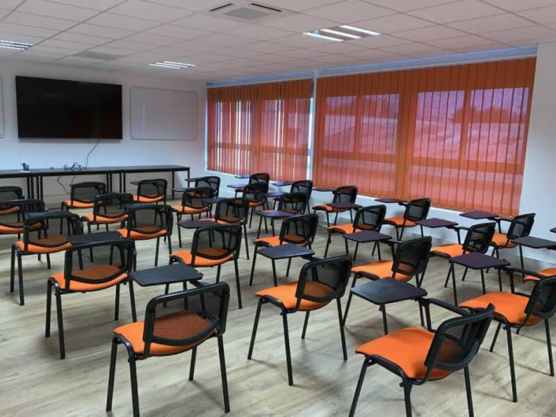 location de bureau (salle de réunion)
